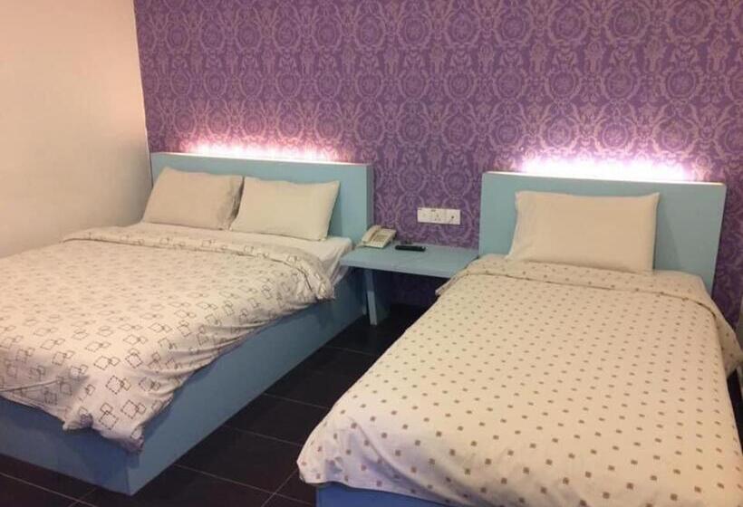 Kozi Hotel Bukit Indah