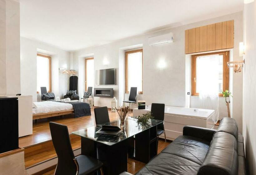 پانسیون Rhome Plaza Collection