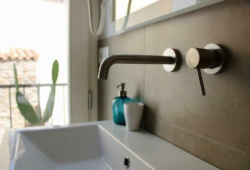 膳宿费 Su Zampillu Boutique Rooms Teulada