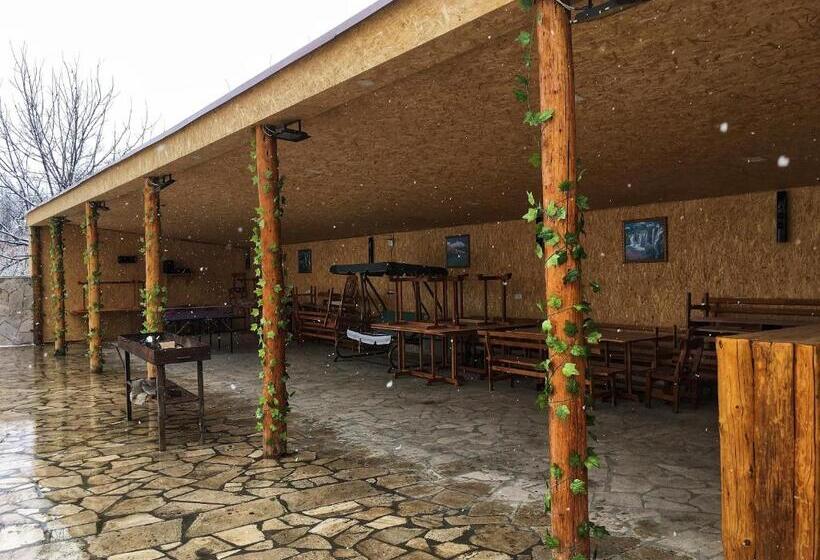 پانسیون White House