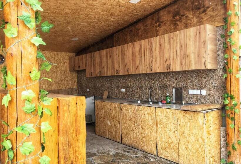 پانسیون White House