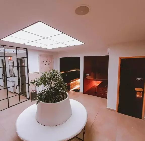 Stand Art   апартамент , смолянски езера