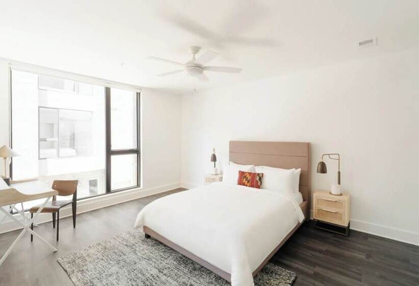 The Grove By Avantstay