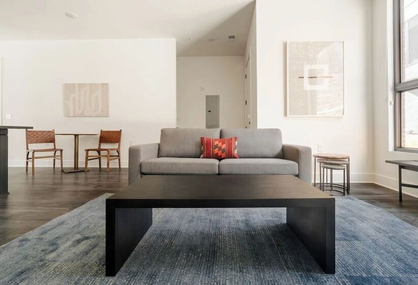 The Grove By Avantstay