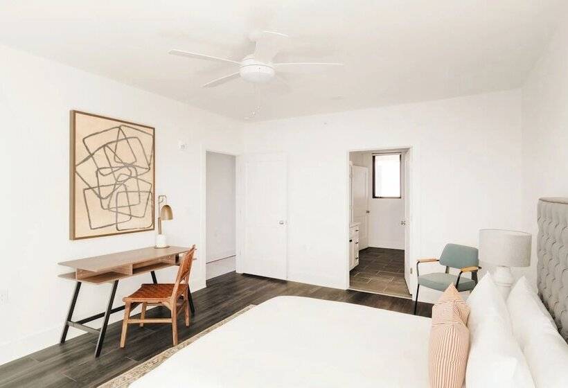 The Grove By Avantstay