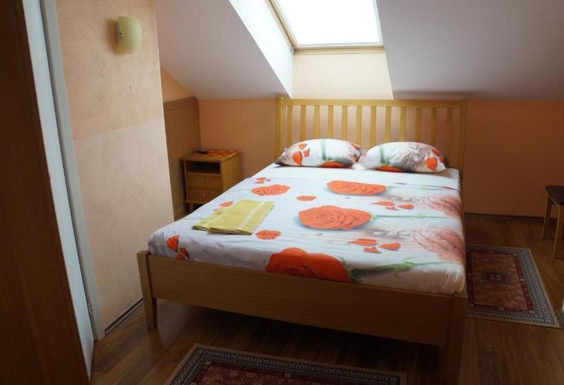 فندق Auksinė Avis