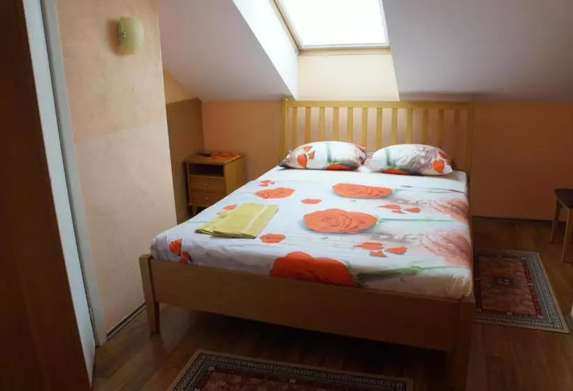 فندق Auksinė Avis