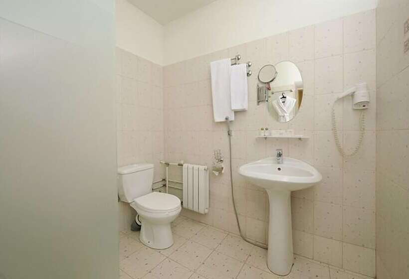 בית מלון כפרי Avs