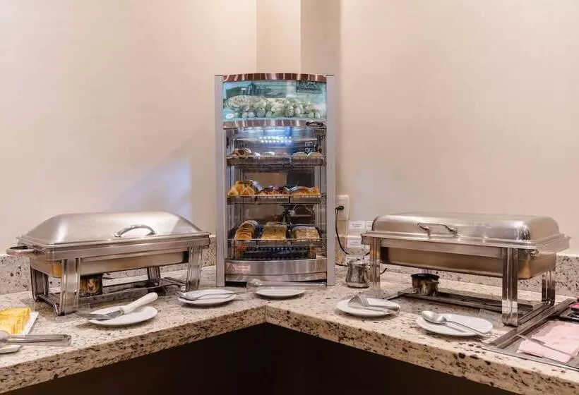 בית מלון כפרי Caiua Express