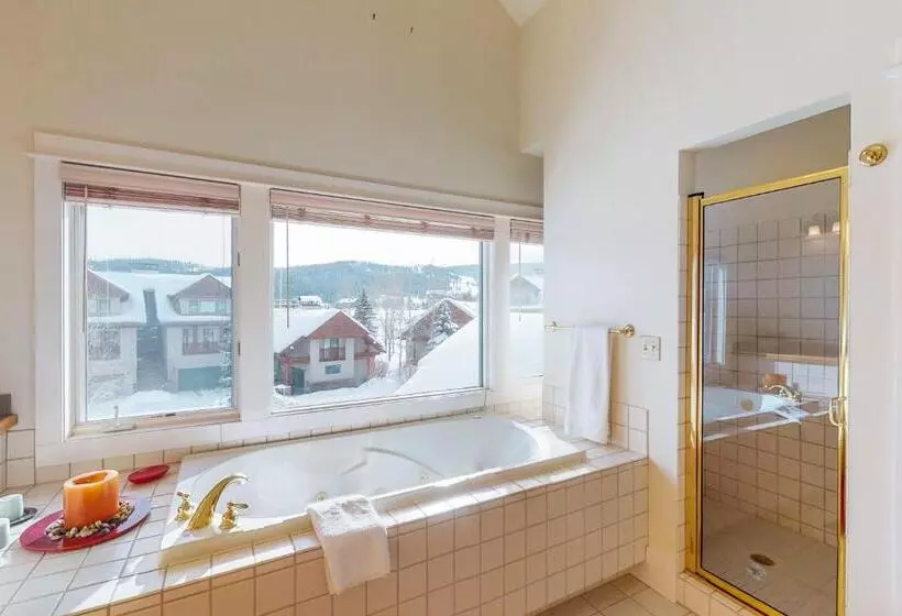 Hotell Crail Creek 607