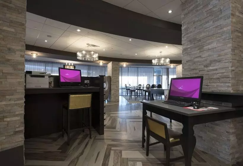 Hotel Crowne Plaza Saddle Brook, An Ihg