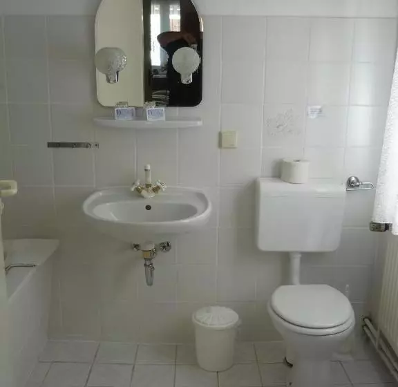 فندق Forsthaus Sellin