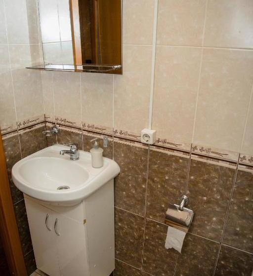 فندق Guest House Lily