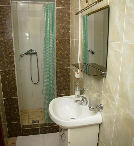 فندق Guest House Lily