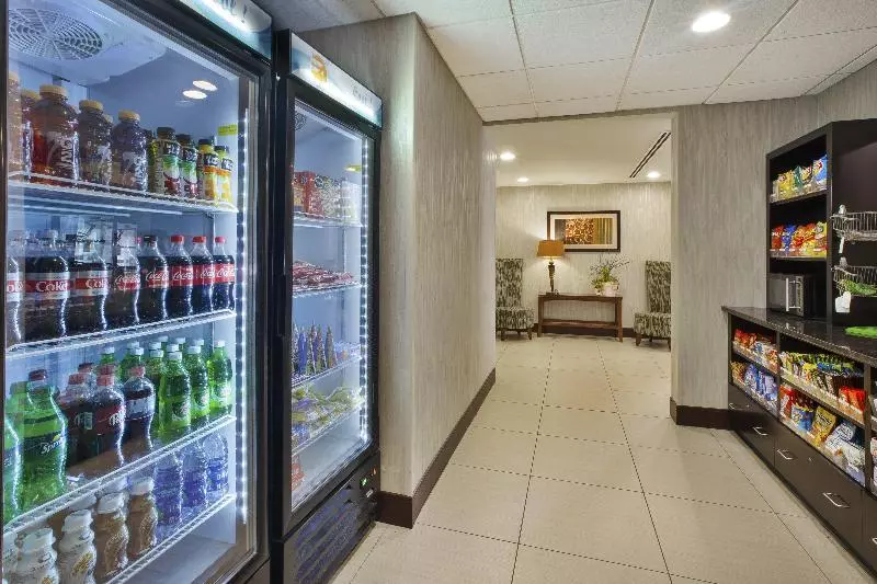 Hotel Holiday Inn Express & Suites Geneva Finger Lakes, An Ihg