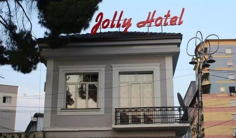 هتل Jolly