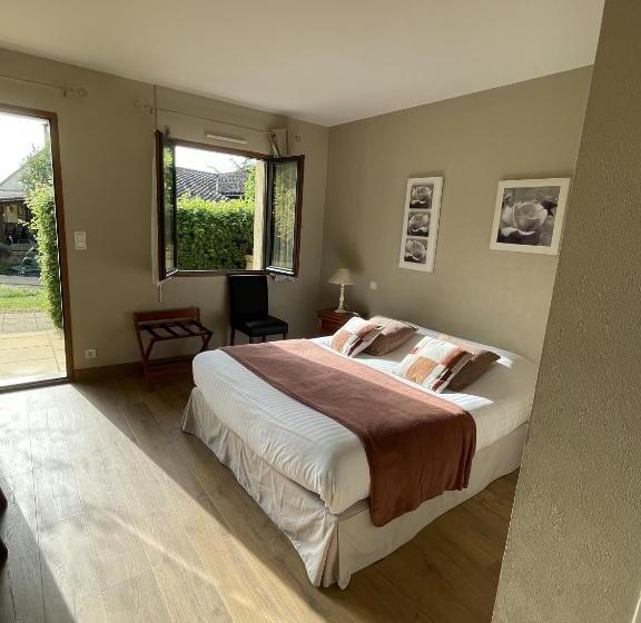 هتل Le Mas Del Pechs