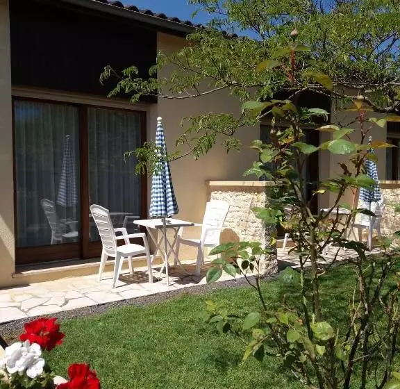 Hotel Le Mas Del Pechs