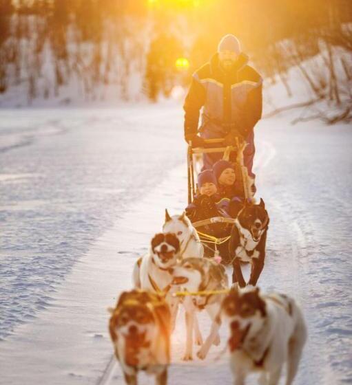 בית מלון כפרי Malangen Resort