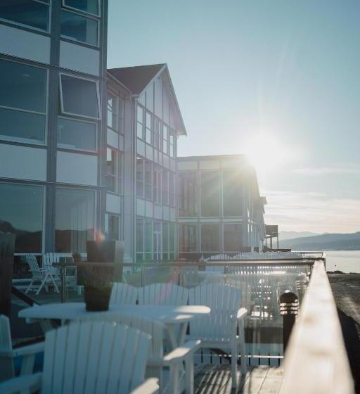 בית מלון כפרי Malangen Resort