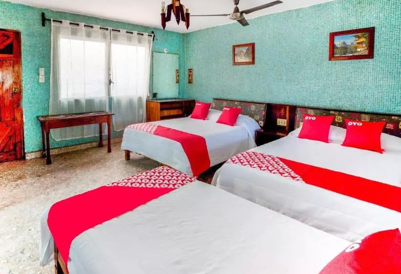 בית מלון כפרי Miami Acapulco