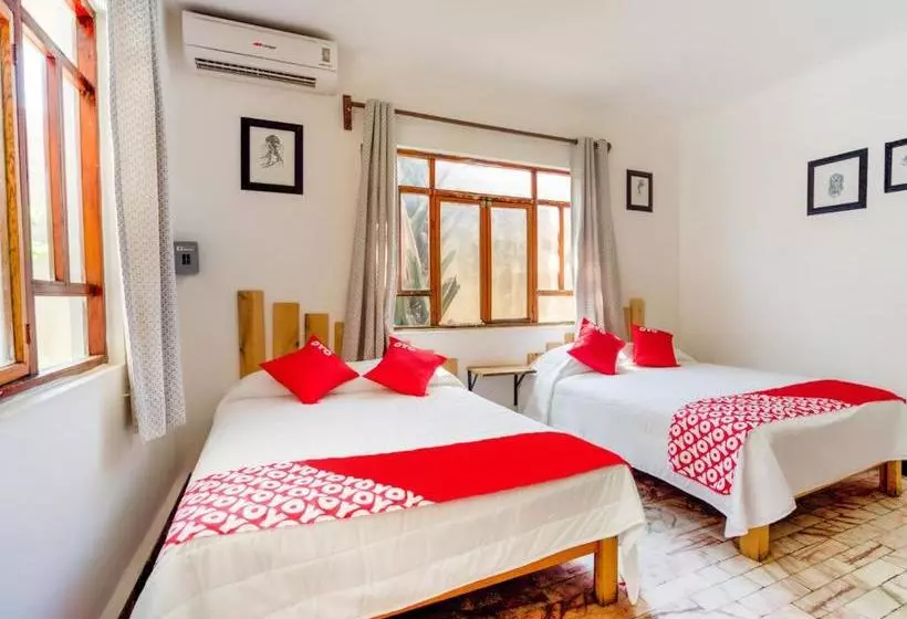 בית מלון כפרי Miami Acapulco