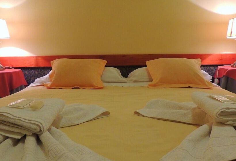 酒店 Posada Del Arbol