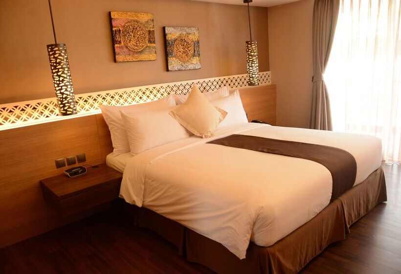 בית מלון כפרי Ramada By Wyndham Bali Sunset Road Kuta