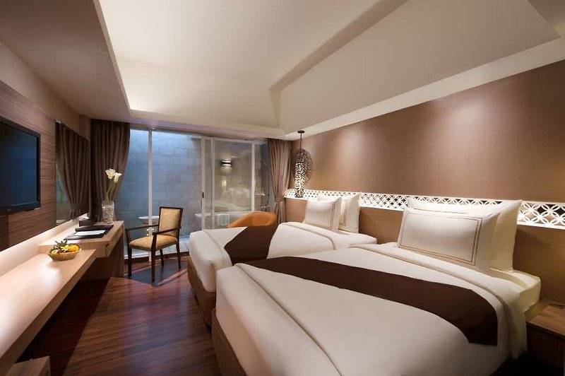 בית מלון כפרי Ramada By Wyndham Bali Sunset Road Kuta