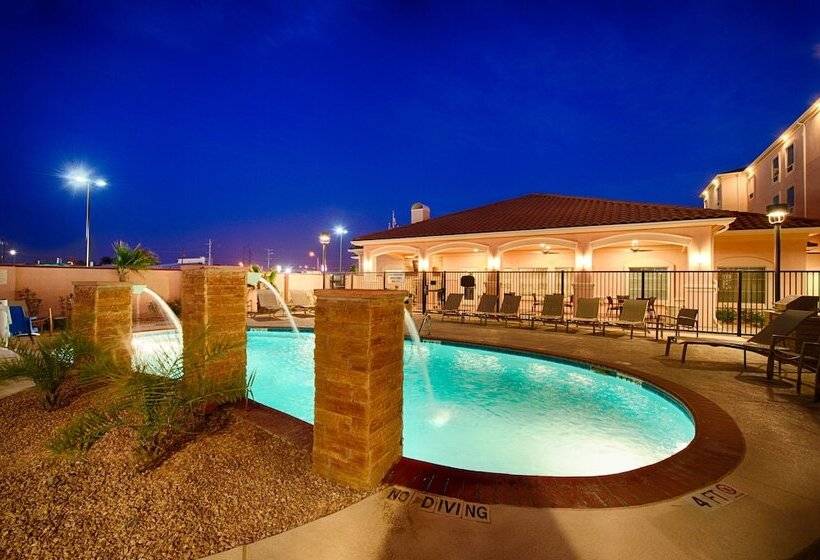 Отель Towneplace Suites By Marriott El Paso Airport