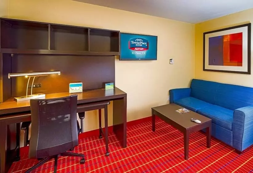Отель Towneplace Suites By Marriott El Paso Airport