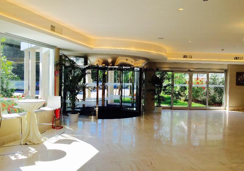 فندق Villa Fiorita