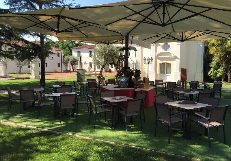 호텔 Villa Fiorita