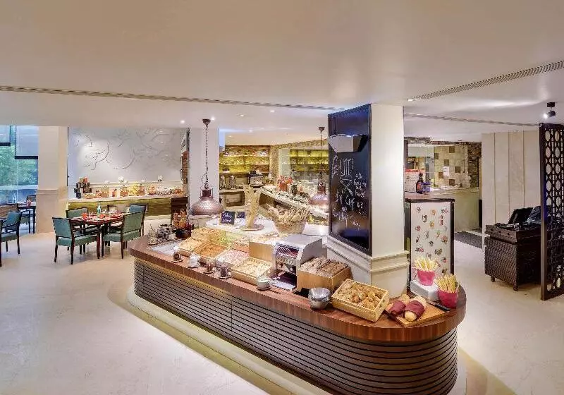 Novotel Goa Resort & Spa Candolim