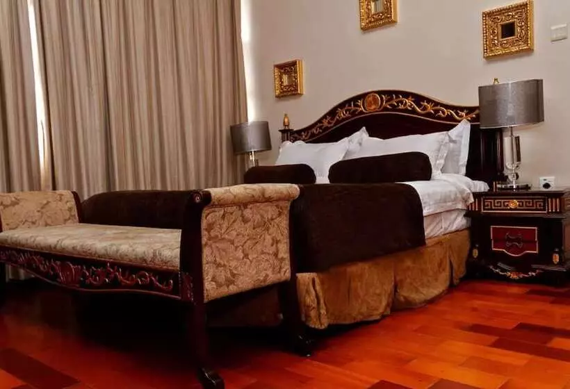 Room In Lodge Owu Crown Hotel, Ibadan