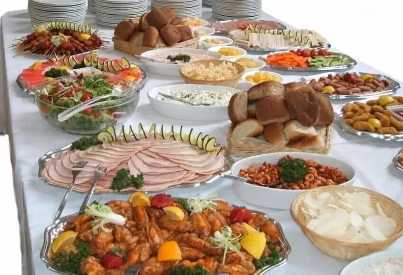 Room In Lodge Owu Crown Hotel, Ibadan