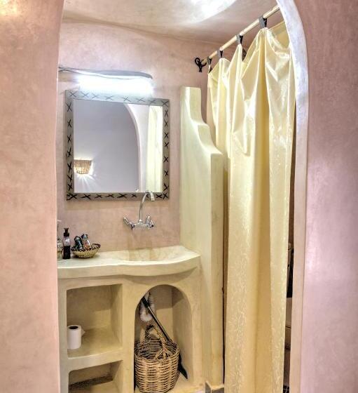 فندق صغير Miguirne Chez Ali