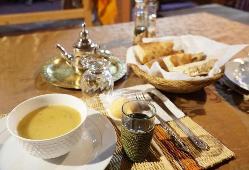 فندق صغير Miguirne Chez Ali