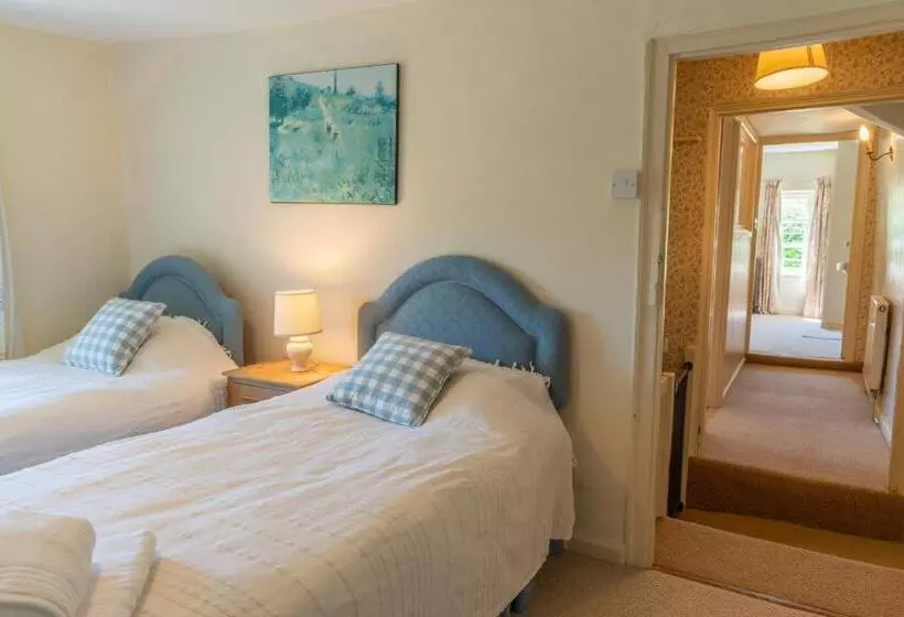 Finest Retreats   Valley Cottage
