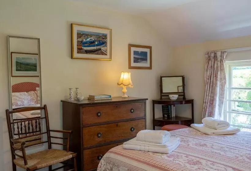 Finest Retreats   Valley Cottage