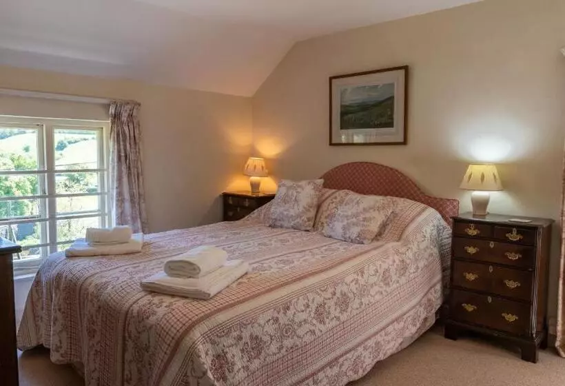 Finest Retreats   Valley Cottage