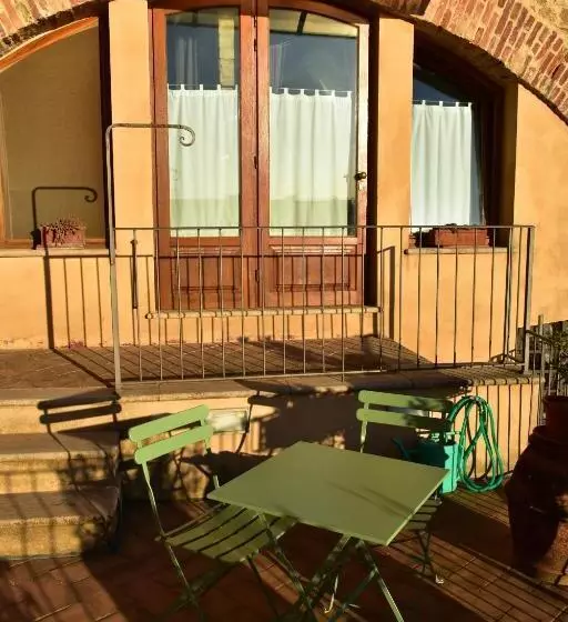 Il Terrazzino, Piccolo Loft In Montepulciano