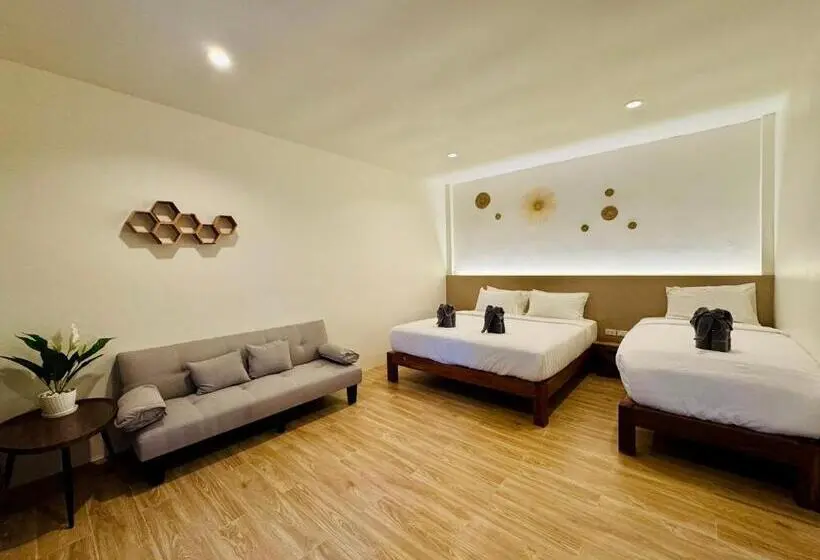 Marina Resort Koh Phayam Ranong