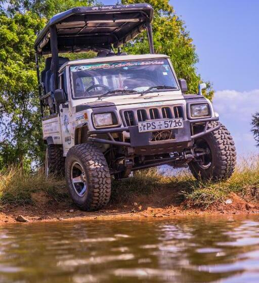 Pensionat Buddika Safari & Resort