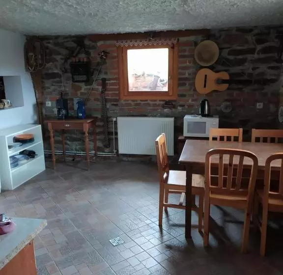 Majatalo Penzion Poutník