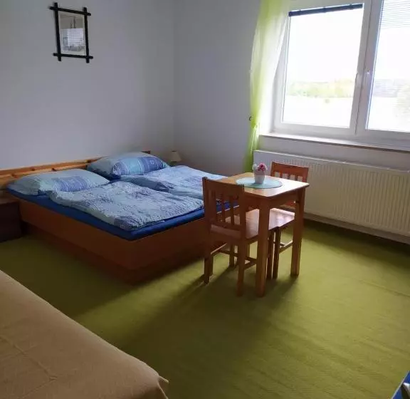 Majatalo Penzion Poutník