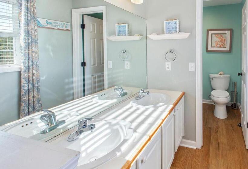 5170 Rva Hideaway 1 Mile To Beach