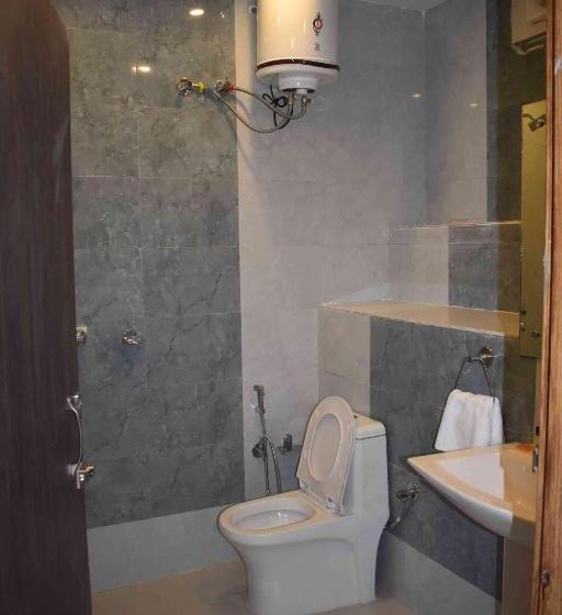 هتل On The Edge Top Rated & Awarded Propryty