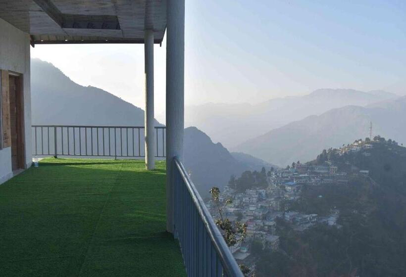 هتل On The Edge Top Rated & Awarded Propryty