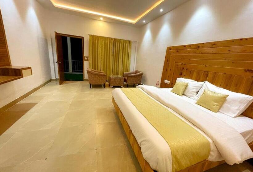 هتل On The Edge Top Rated & Awarded Propryty